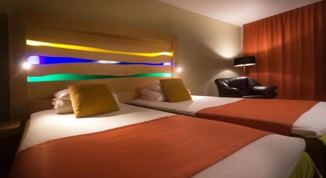 Peoleo Hotell, Rezervovat Hotel Hotely v Harjumaa s parkováním, Parkování