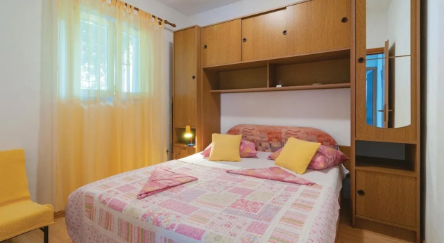 Awesome Home in Podaspilje With Wifi and 3 Bedrooms, Book Hotel Hoteller i Podšpilje med pool, Swimmingpool