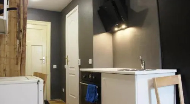 Varnu Apartment, Забронировать Апартаменты/квартира Видземское предместье Рига, рядом с Железнодорожная станция Земитани