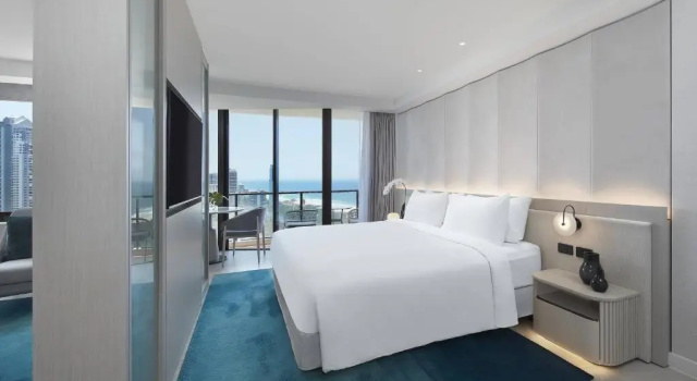 Полулюкс с балконом и с видом на океан JW Marriott Gold Coast Resort & Spa