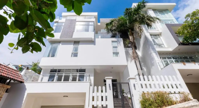Palm Villa 32 Seaview - Biệt Thự Hồ Bơi View Biển Cao Cấp Vũng Tàu, Забронировать Вилла Отели Вунгтау с парковкой, рядом с Ho May Culture and Ecotourism Park, Парковка