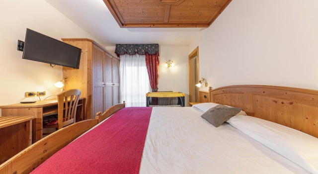Двухместный номер Comfort с балконом Family Hotel La Perla