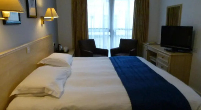 Номер Economy Beachcombers Hotel
