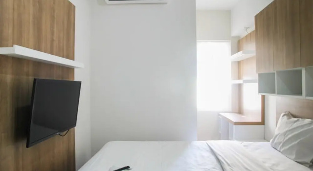 2BR with Sofa Bed at Springlake Summarecon Apartment