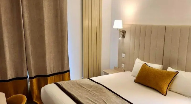 Трёхместный номер Standard Hôtel Derby Eiffel