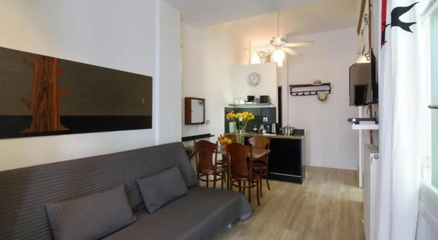 Апартаменты Цокольный этаж Athens Green Apartments