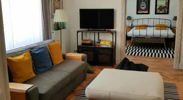 Belvárosi Kertesház, Book Hotel Hoteller i Western Transdanubia med parkering, Parkering