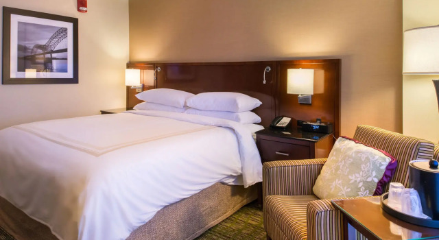 Marriott Memphis East, Book Hotel Memphis Tennessee, near The Crystal Shrine Grotto