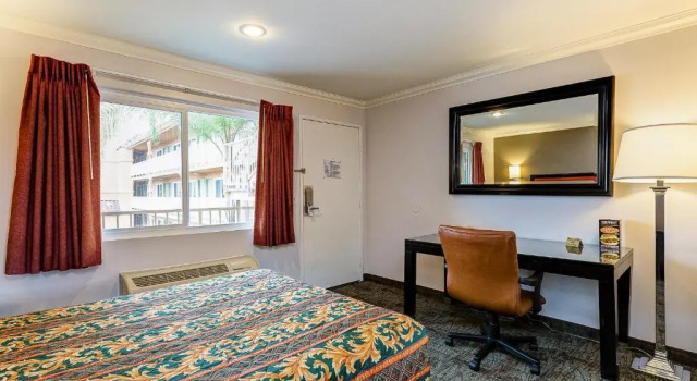 Номер Deluxe Buena Vista Inn