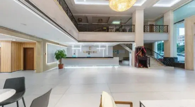 Kuichong Holiday Hotel, Prenota Hotel Hotel a Guangdong con parcheggio, Parcheggio