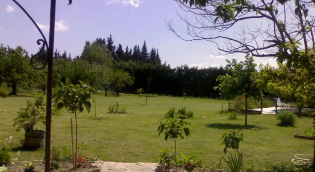 Апартаменты PROVENCE, SOLEIL ET LUBERON !!! Coin jardin 3 Lits 2 Chambres 80 m2