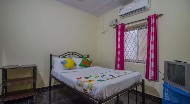 OYO Home 16483 Garden View 1BHK, Rezerwuj Hotel Morjim North Goa
