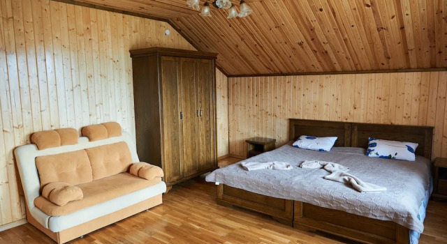 Cottage Panskyi Kut, Reserva ahora Casa o chalet Hoteles en Ivano-Frankovsk con piscina, Piscina