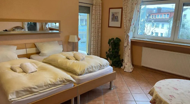 Апартаменты с балконом Hotel Gambrinus Arnsberg