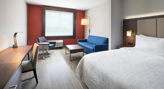 Люкс Holiday Inn Express & Suites Lubbock Central - Univ Area by IHG