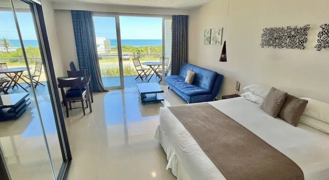 Номер Superior с балконом Zen Boutique Apart Hotel