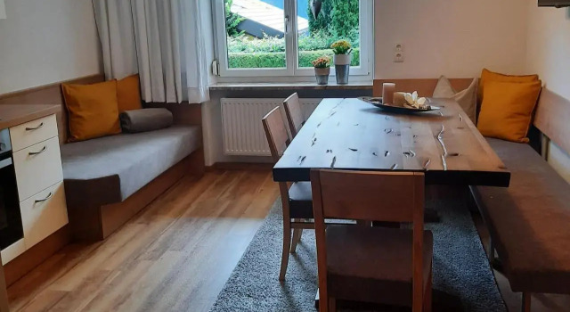 Haus Weber Brigitte, Rezervovat Hotel Hotely v Tyrolsko s parkováním, Parkování