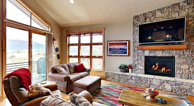 3br W/ Hot Tub & Views, Near Skiing 3 Bedroom Townhouse, Забронировать Дом для отпуска Виллы Диллон, рядом с D'Vine Wine, Вилла