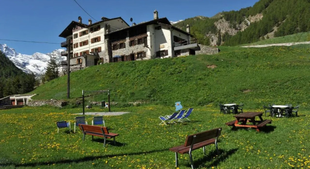 Lou Tsantelet, Buchen Sie Hotel Cogne Aostatal