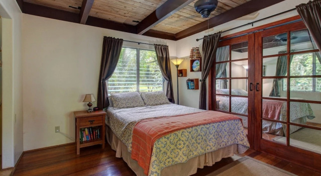 Kehena Treetop 1 Bedroom Home by RedAwning
