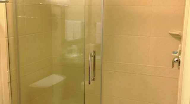 Люкс c 1 комнатой Holiday Inn Express & Suites Sioux Falls Southwest by IHG