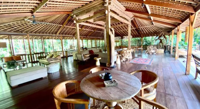 Апартаменты Luxury 5 Bedrooms Villa with Private Pool - Canggu
