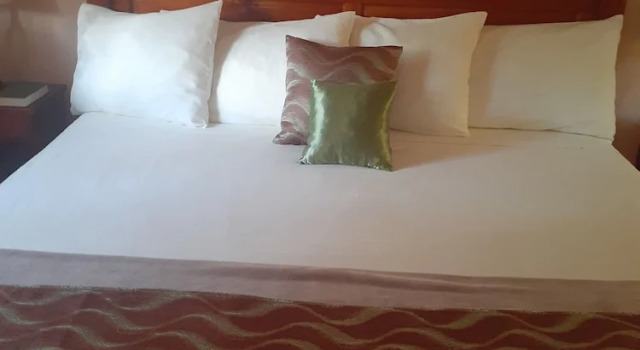 Апартаменты Deluxe Green Haven Cottage