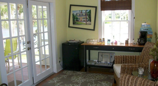 Crane Creek Inn Bed and Breakfast, Book Hotel Melbourne Beach Space Coast