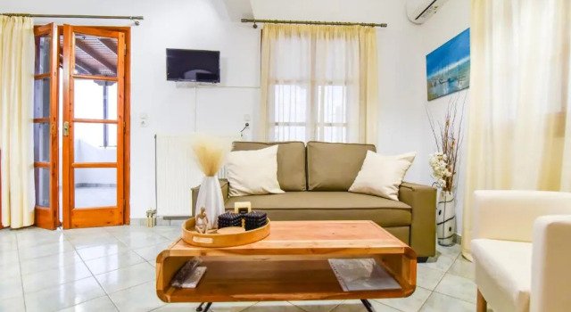 Апартаменты Drosia Residence 150m from Saint George Beach
