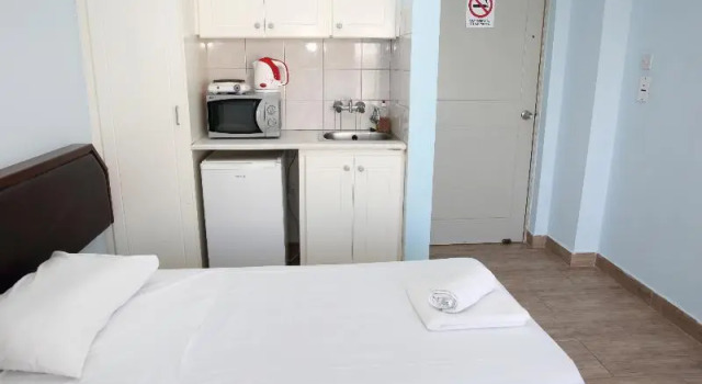 Студия с балконом Antonis G. Hotel Apartments