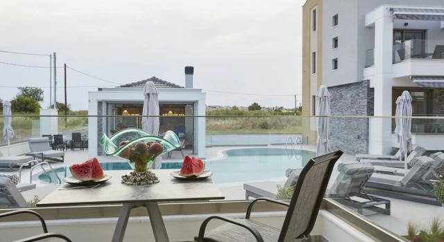 GreyStone Suites