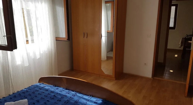 Apartment Lavcevic, Забронировать Апартаменты/квартира Отели Врбоска с парковкой, рядом с Частный Пляж «Виллы Эмма», Парковка