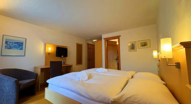 Четырёхместный номер Comfort Madrisa Lodge