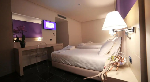 Полулюкс Deluxe Hotel Palace Vlore