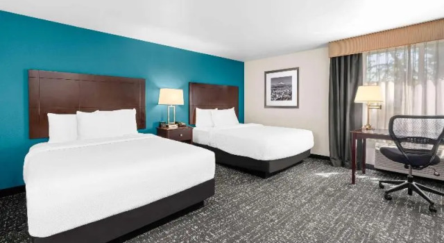Номер Standard La Quinta by Wyndham Portland NW