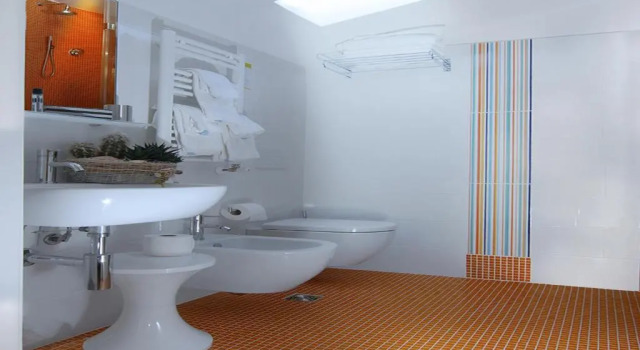 Трёхместный номер Standard с балконом Hotel Casablanca