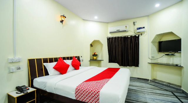 Номер Standard OYO 30000 Hotel Panghat