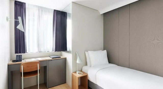 Одноместный номер Superior Hotel Peyto Samseong