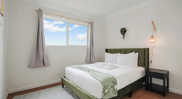 Tranquil 2BR with Coastal Mountain Views, Забронировать Апартаменты/квартира Апартаменты Пасифика, Апартаменты/квартира