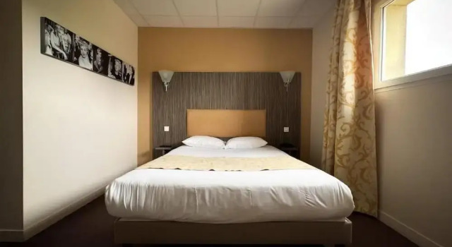 Двухместный номер Standard BRIT HOTEL CONFORT ALEXIA - La Souterraine