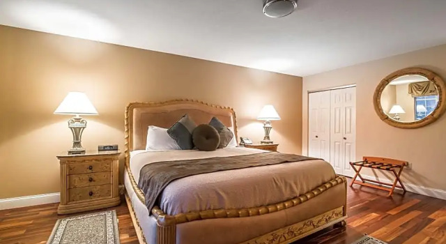 Двухместный люкс Riverside Hotel, an Ascend Collection Hotel