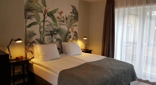 Hotel dependance Anna's zusje, Book Hotel Hotels in Harlingen with Parking, Parking
