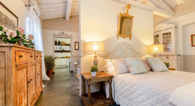 Коттедж Cottage Nanni, Romantic and Luxury with Pool