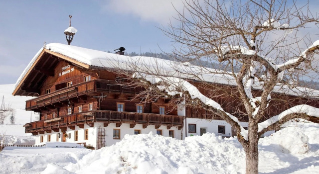 Pleasant Apartment in Hopfgarten near Ski Area