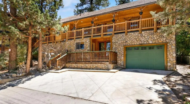 Fox Den #2031 by Big Bear Vacations, Забронировать Дом для отпуска Отели в центре Биг-Бэар-Сити, в центре