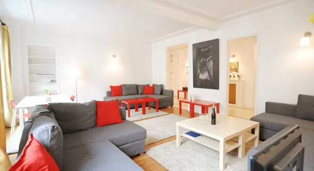Eiffel Tower flat 888, Забронировать Апартаменты/квартира Париж Иль-де-Франс, рядом с Espace Nadeshiko Paris France