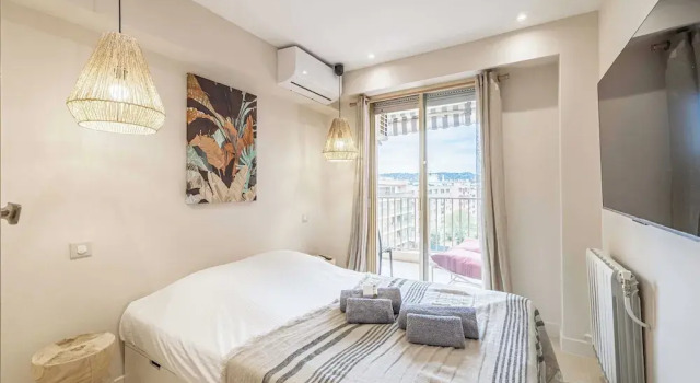 Апартаменты Renovated Flat 250m From the Beach - Town Centre - 2br/6p