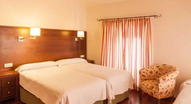 Mas Ros, Reservar Hotel Cassa de la Selva 