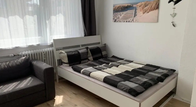 Апартаменты с 3 комнатами BERLIN LEBT-Wohnung für bis zu 12 Personen