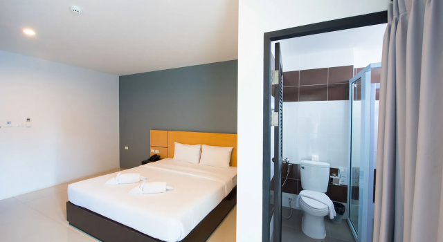 Lee Hotel